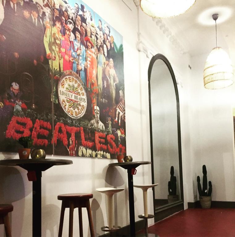 Sgt.Pepper'S Bnb 익셀레스 외부 사진